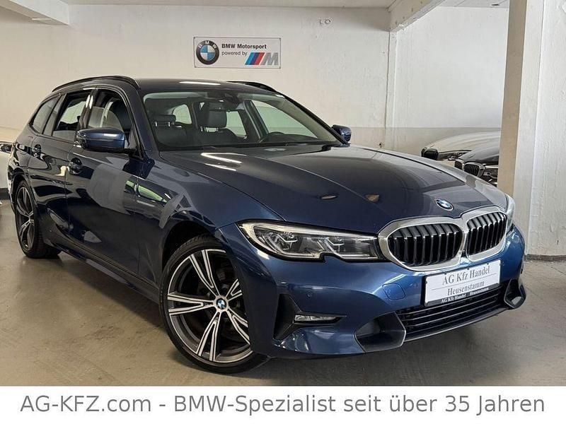 Blau Gebraucht 2021 BMW 320 Sport Line Limousine | 21.499 € (Guter Preis) - Bild 1/4