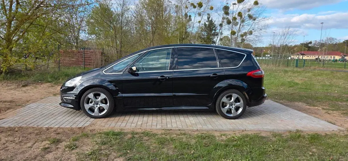 Usata Ford S-MAX Titanium S 163 CV (119 kW) 2010 Nero Monovolume