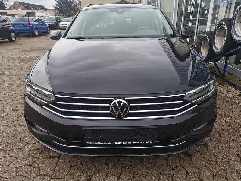 Gebraucht VW Passat Business 150 PS (110 kW) 2020 Grau Kombi