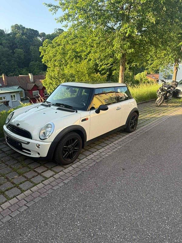 Beige Gebraucht 2006 Mini Cooper Kleinwagen | 2.200 € (Guter Preis) - Bild 1/3