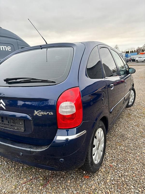Gebraucht Citroën Xsara Picasso 109 PS (80 kW) 2004 Blau Van / Kleinbus