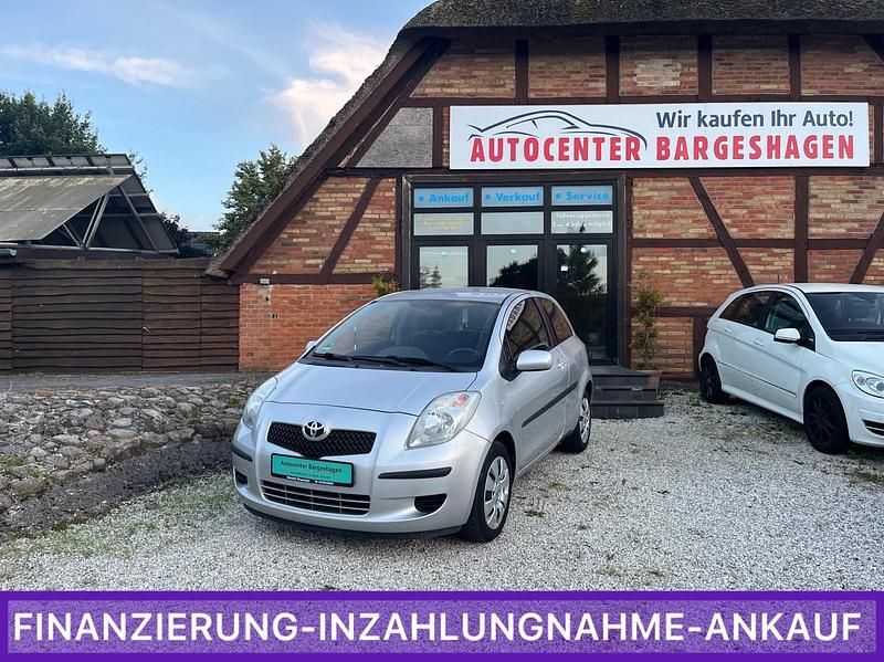 Gebraucht Toyota Yaris 87 PS (63 kW) 2006 Silber Kleinwagen