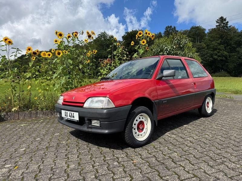 Rot Gebraucht 1992 Citroën AX Kleinwagen | 6.999 € - Bild 1/4