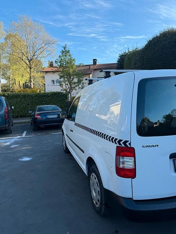 Usata VW Caddy 69 CV (50 kW) 2005 Bianco Monovolume