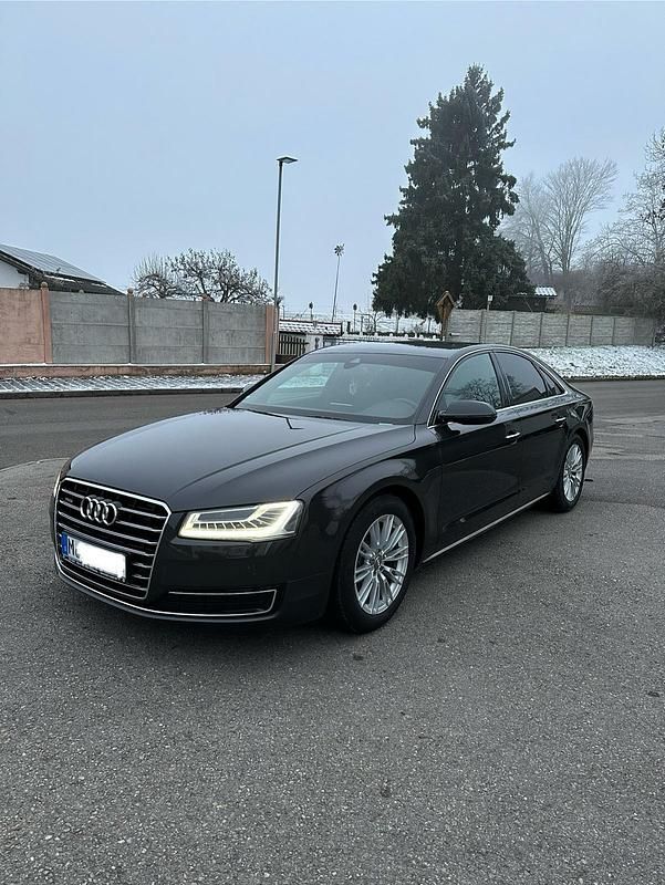Schwarz Gebraucht 2015 Audi A8 Limousine | 20.850 € (Fairer Preis) - Bild 1/4