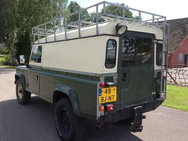 Gebraucht Land Rover Defender 109 PS (80 kW) 1984 Grün SUV