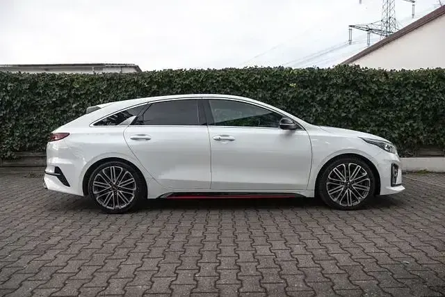 Second-hand Kia ProCeed GT Comfort 350 CP (257 kW) 2019 Alb Hatchback