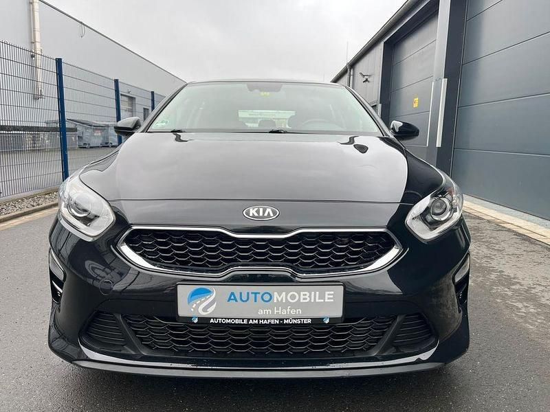 Gebraucht Kia Ceed 140 PS (102 kW) 2018 Schwarz Kleinwagen