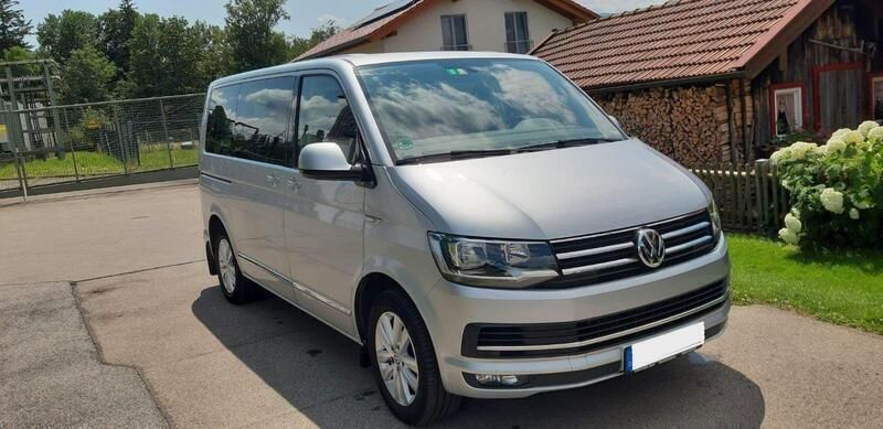 Silber Gebraucht 2016 VW T6 Highline Van | 33.000 € - Bild 1/4