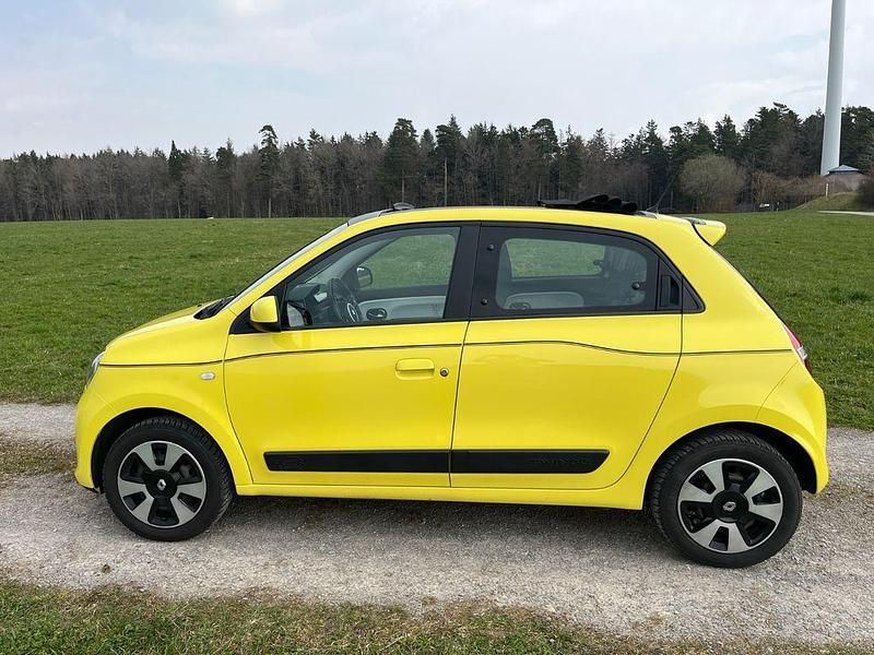 Gebraucht Renault Twingo Liberty 71 PS (52 kW) 2016 Gelb Kleinwagen