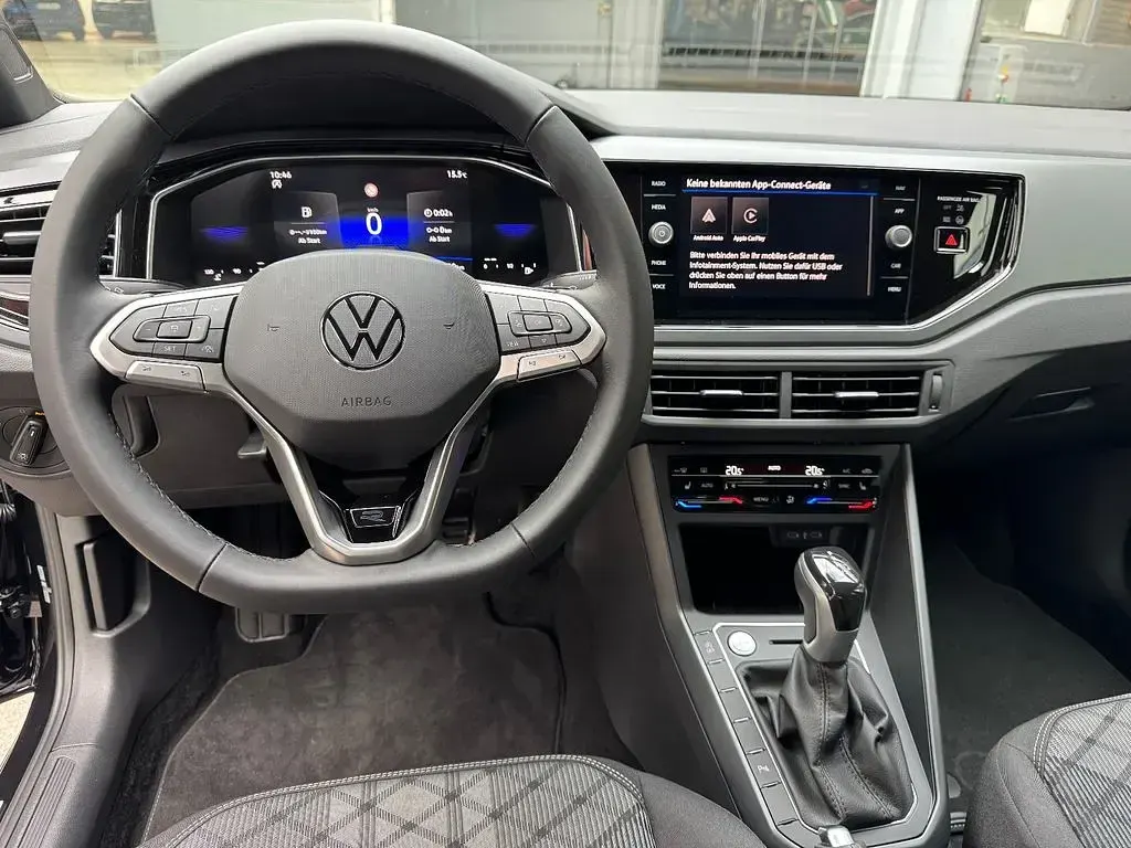 Gebraucht VW Taigo R-line 116 PS (85 kW) 2025 Schwarz SUV
