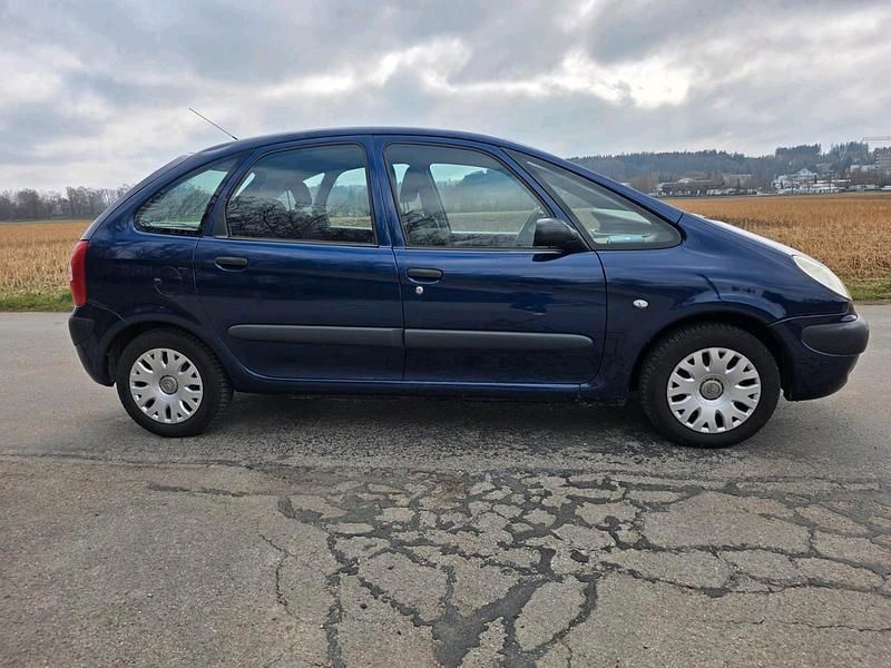 Gebraucht Citroën Xsara 109 PS (80 kW) 2006 Blau Van / Kleinbus