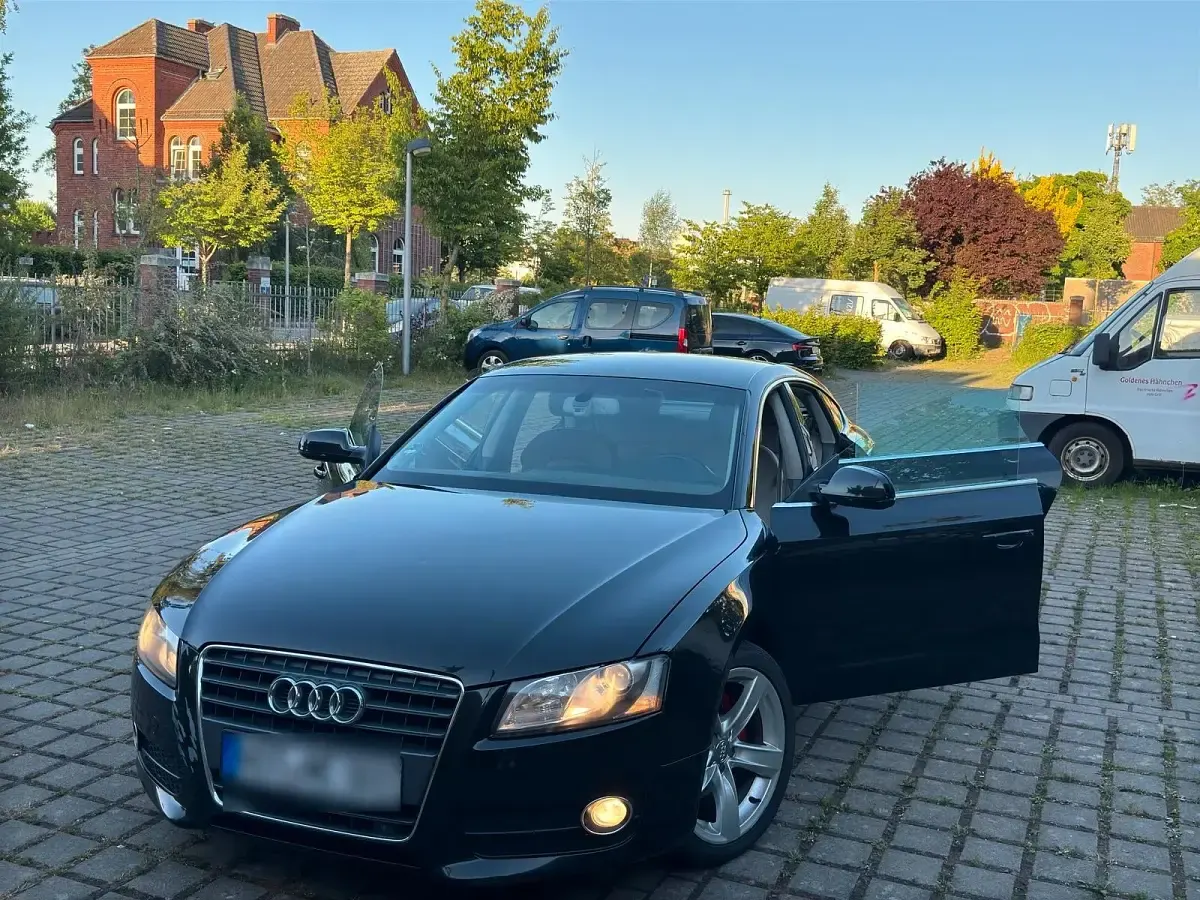 Gebraucht Audi A5 170 PS (125 kW) 2011 Schwarz Coupé