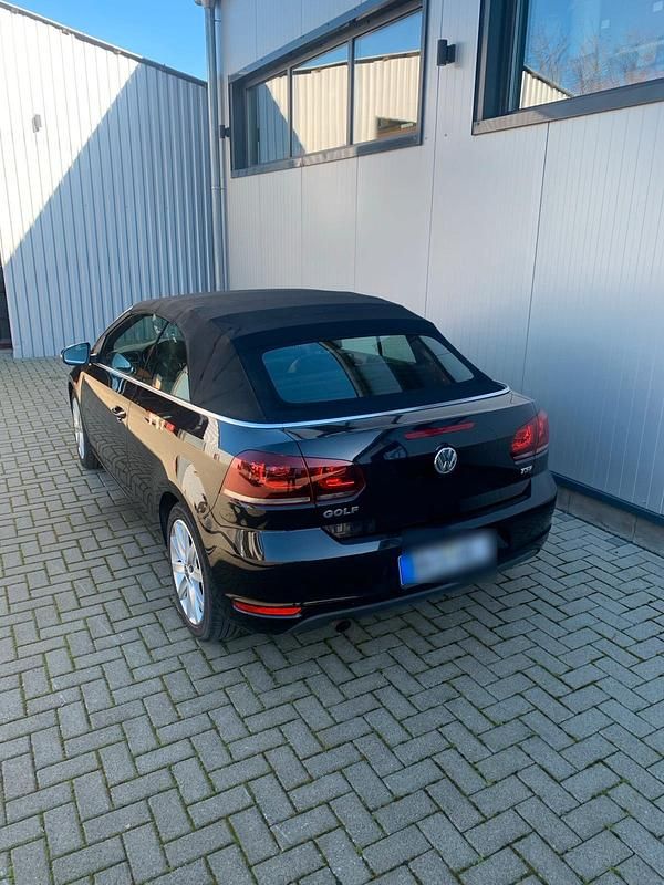 Schwarz Gebraucht 2012 VW Golf Cabriolet Cabrio | 7.950 € (Guter Preis) - Bild 1/4