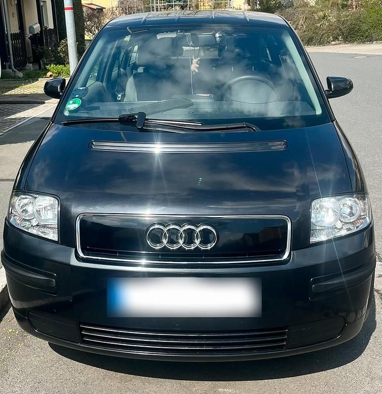 Second-hand Audi A2 75 CP (55 kW) 2001 Negru Hatchback