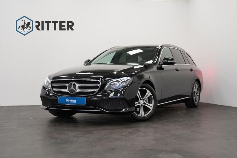 Schwarz Gebraucht 2016 Mercedes E220 Kombi | 19.990 € (Fairer Preis) - Bild 1/3