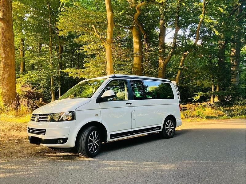 Weiß Gebraucht 2013 VW T5 Edition Van | 29.500 € - Bild 1/4