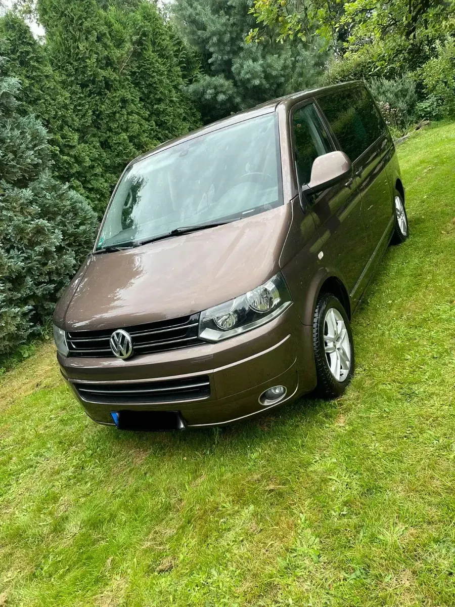 Gebraucht VW Multivan Highline 180 PS (132 kW) 2010 Braun Van / Kleinbus
