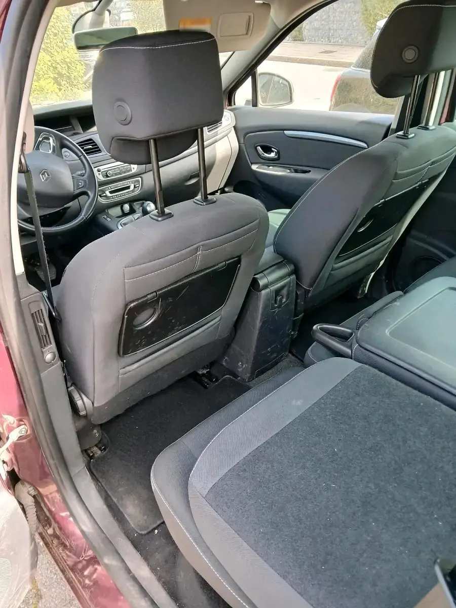 Gebraucht Renault Grand Scénic III 110 PS (80 kW) 2015 Rot Van / Kleinbus