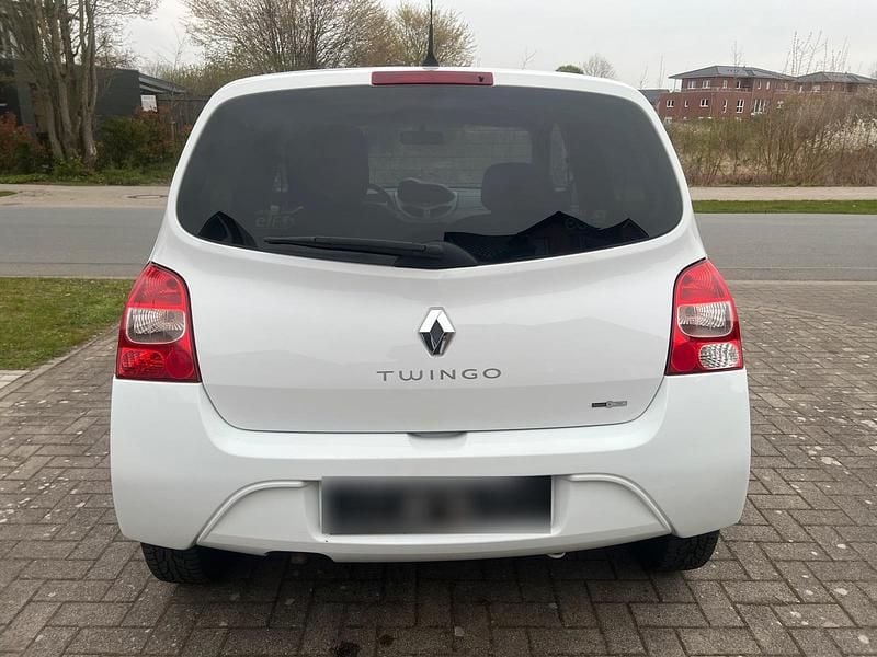 Gebraucht Renault Twingo Night&Day 75 PS (55 kW) 2011 Weiß Kleinwagen