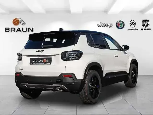 Gebraucht Jeep Avenger North 146 PS (107 kW) 2025 Snow white / dach schwarz SUV