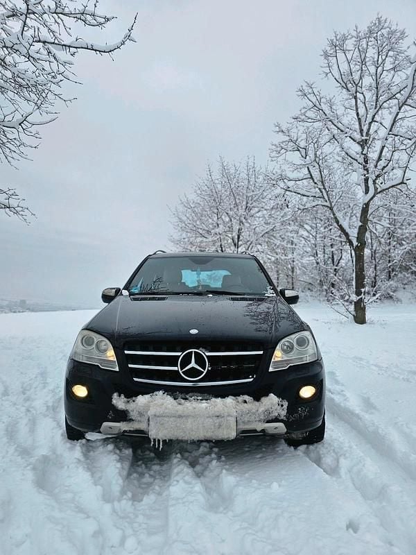 Gebraucht Mercedes ML350 272 PS (200 kW) 2008 Blau SUV