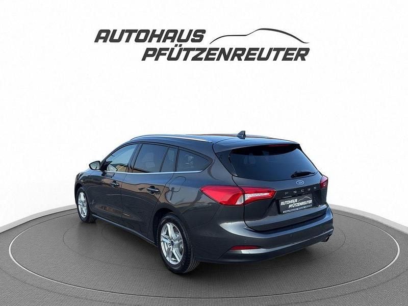 Gebraucht Ford Focus 125 PS (91 kW) 2021 Grau Kombi