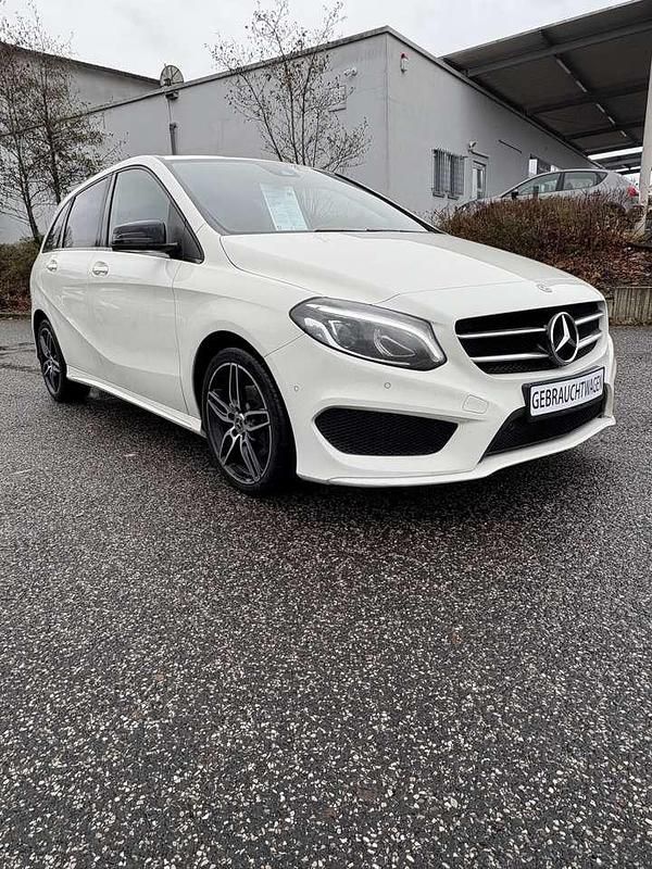 Gebraucht Mercedes B200 136 PS (100 kW) 2018 Calcitweiss  unilack Van / Kleinbus