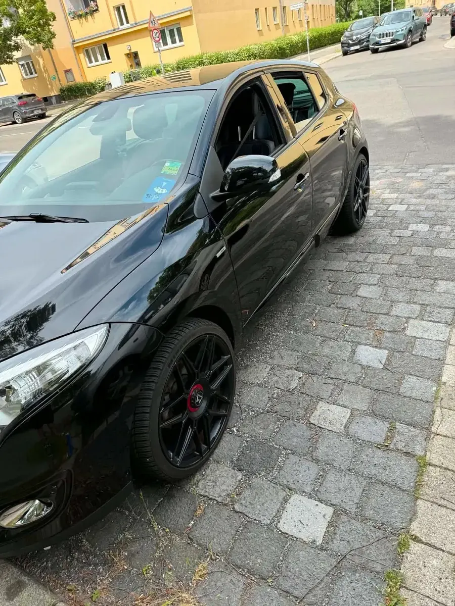 Gebraucht Renault Mégane 110 PS (80 kW) 2013 Schwarz Limousine