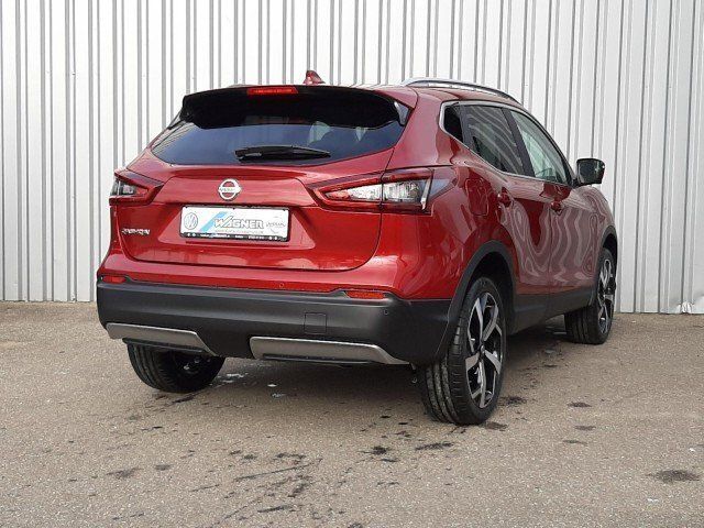 Gebraucht Nissan Qashqai Akari 159 PS (116 kW) 2020 Rot metallic SUV