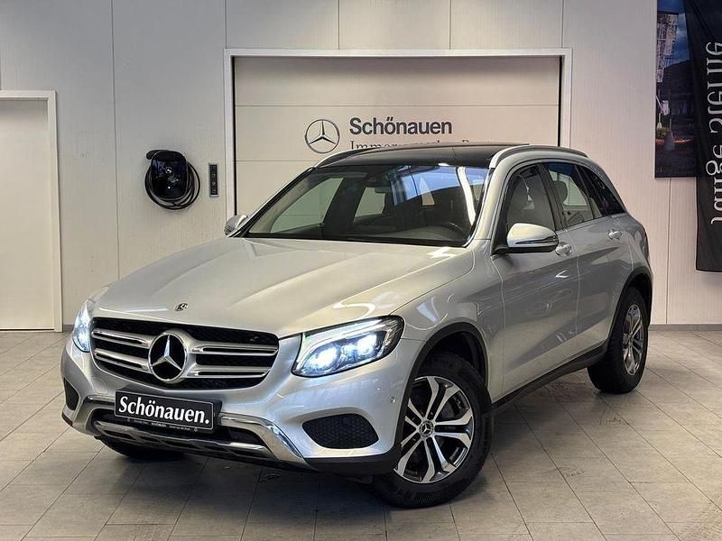 Silber Gebraucht 2018 Mercedes GLC220 AMG SUV | 19.950 € (Fairer Preis) - Bild 1/4