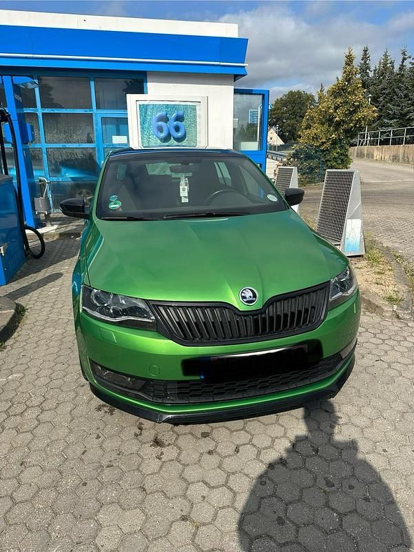 Grün Gebraucht 2018 Skoda Rapid Monte Carlo Limousine | 13.000 € (Etwas zu teuer) - Bild 1/4