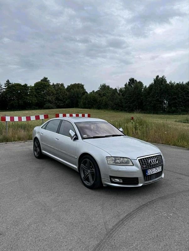 Silber Gebraucht 2006 Audi A8L Limousine | 8.000 € (Fairer Preis) - Bild 1/4