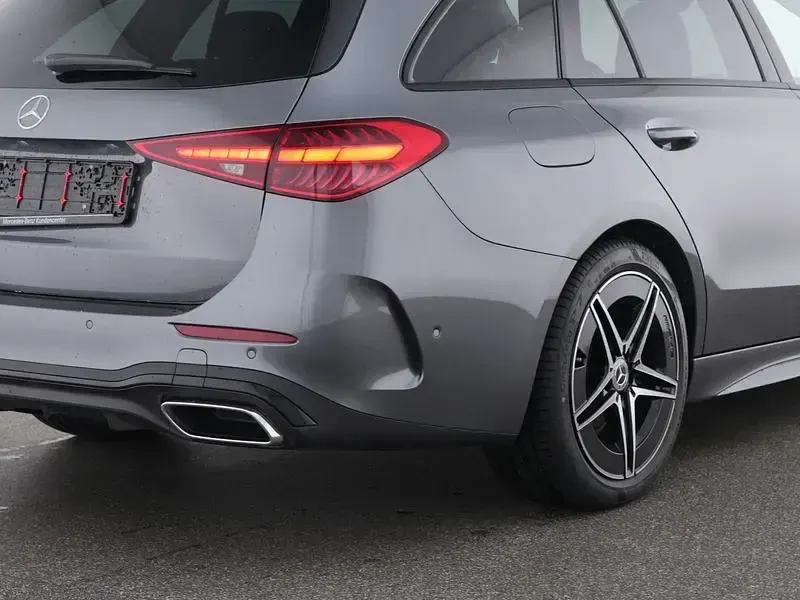 Gebraucht Mercedes C180 AMG 170 PS (125 kW) 2025 Metalliclack selenitgrau Kombi