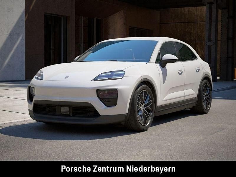 Weiß Neu 2025 Porsche Macan SUV | 99.838 € (Superpreis) - Bild 1/4