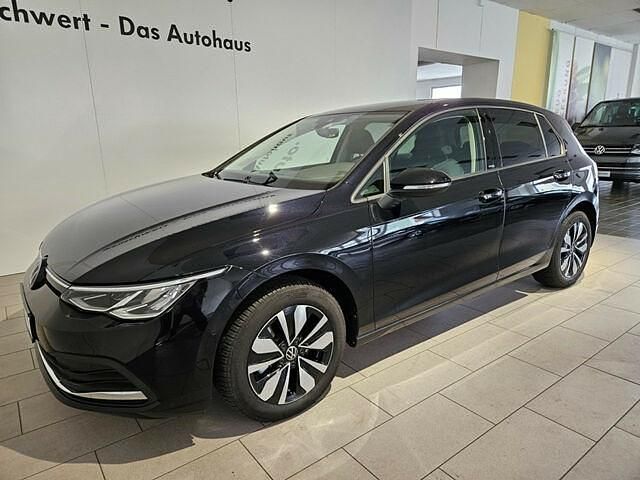 Gebraucht VW Golf VIII Move 131 PS (96 kW) 2023 Deep black perleffekt Limousine