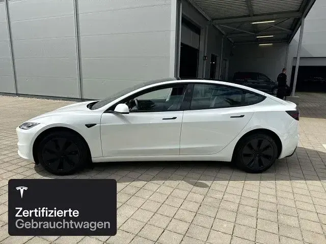 Occasion Tesla Model 3 RWD 283 kW (385 ch) 2024 Blanc Berline