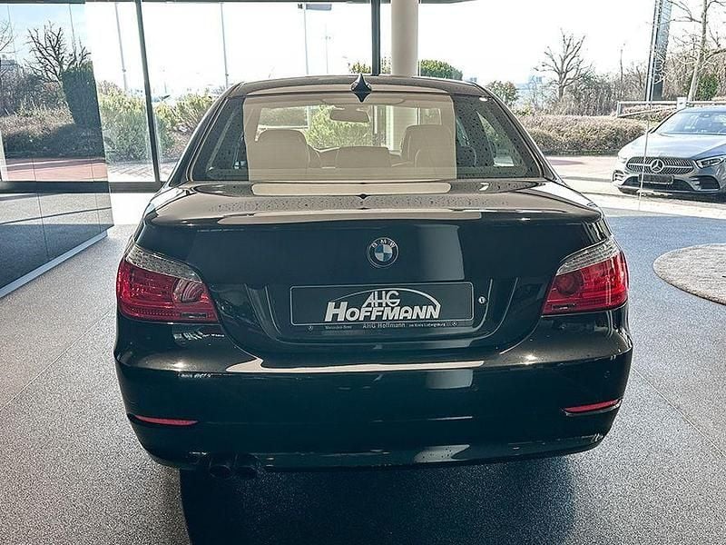 Gebraucht BMW 523 190 PS (139 kW) 2009 Schwarz Limousine