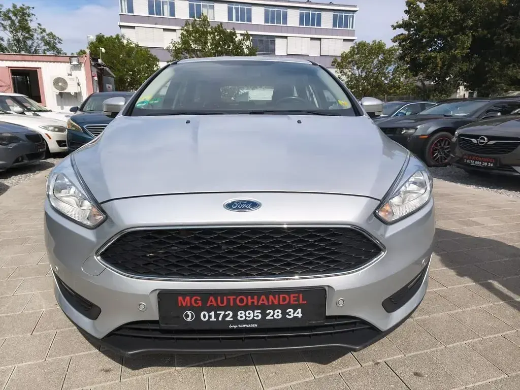 Gebraucht Ford Focus Business Edition 120 PS (88 kW) 2017 Silber Limousine