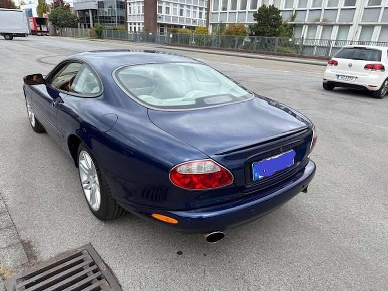 Gebraucht Jaguar XKR 396 PS (291 kW) 2002 Blau Coupé