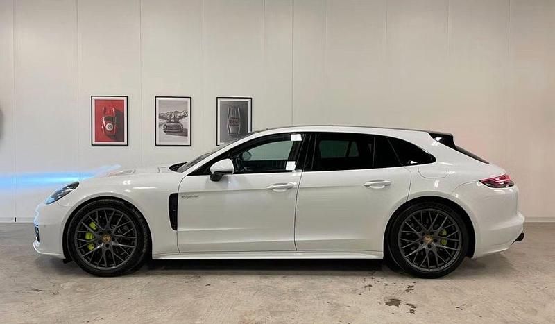 Gebraucht Porsche Panamera S E-Hybrid Sport Turismo 462 PS (339 kW) 2019 Weiß Limousine