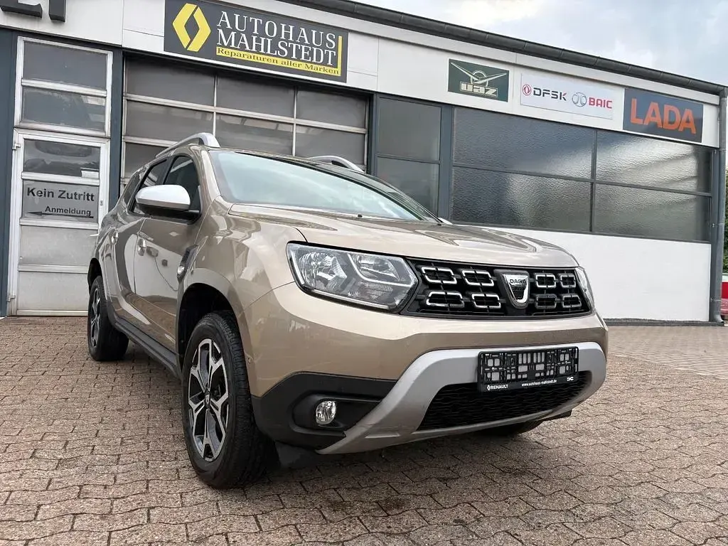 Gebraucht Dacia Duster Prestige 131 PS (96 kW) 2019 Grau SUV