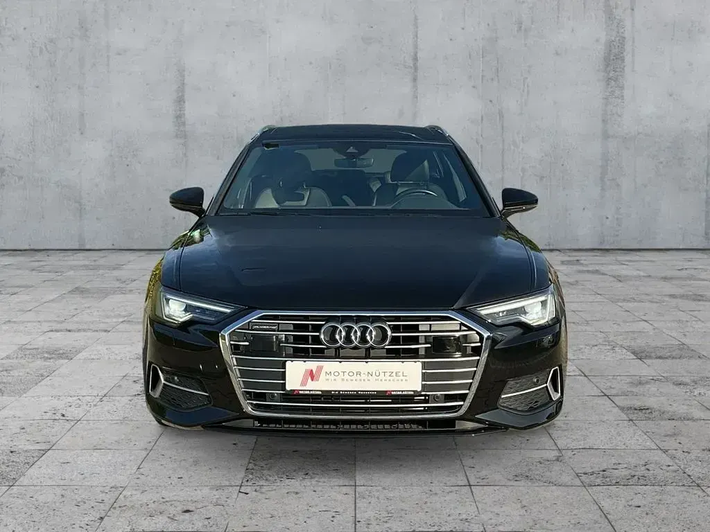 Gebraucht Audi A6 Sport 265 PS (194 kW) 2023 Mythosschwarz metallic Kombi
