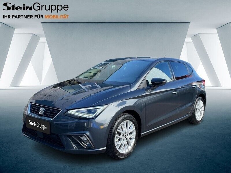 Magnetic grau Gebraucht 2024 Seat Ibiza FR Limousine | 19.830 € (Fairer Preis) - Bild 1/4