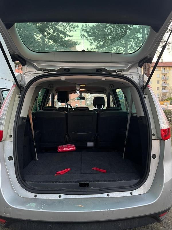 Gebraucht Renault Scénic III 116 PS (85 kW) 2013 Grau Van / Kleinbus