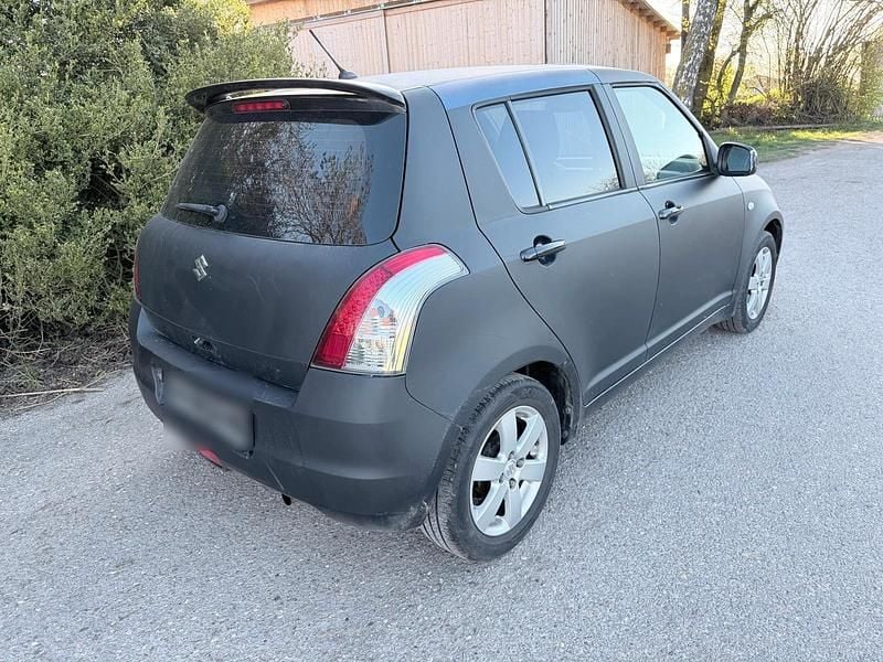 Gebraucht Suzuki Swift 92 PS (67 kW) 2008 Schwarz Kleinwagen