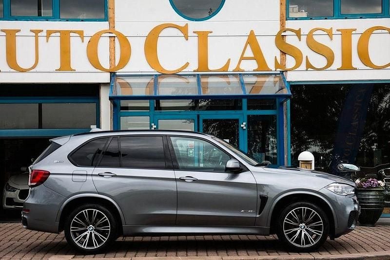 Grau Gebraucht 2018 BMW X5 iPerformance SUV | 29.800 € (Teuer) - Bild 1/4