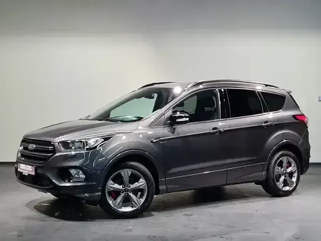 Używany Ford Kuga ST-Line 150 KM (110 kW) 2019 Szary SUV