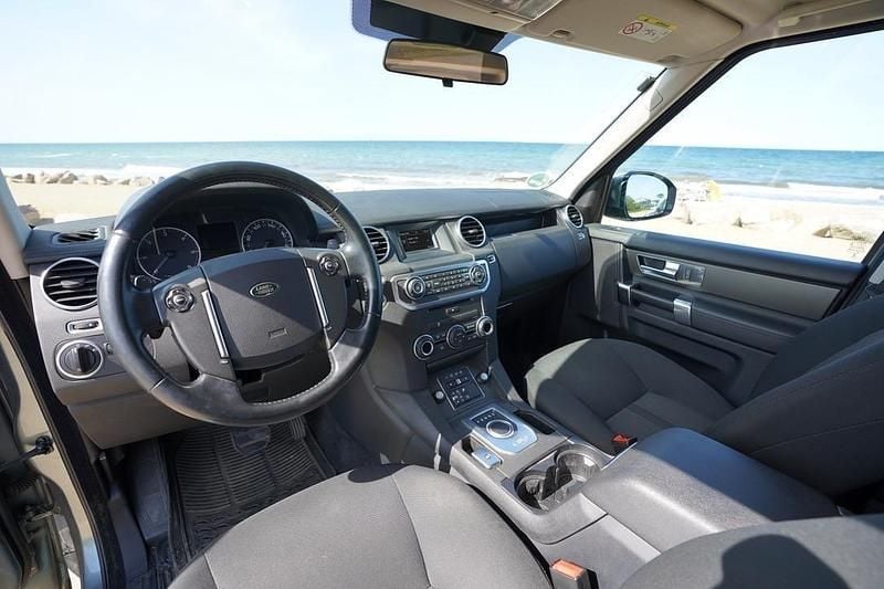 Gebraucht Land Rover Discovery 4 211 PS (155 kW) 2014 Grau SUV