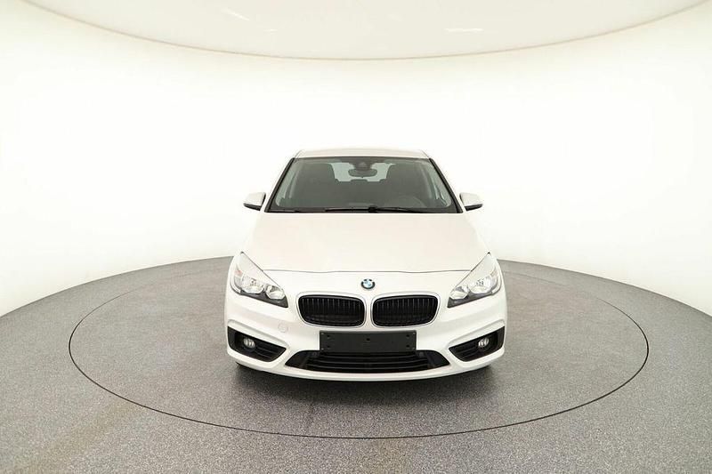 Gebraucht BMW 218 Advantage 136 PS (100 kW) 2017 Weiß Van / Kleinbus